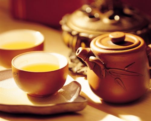 Uống trà sâm hồng giúp cải thiện vấn đề căng thẳng mất ngủ